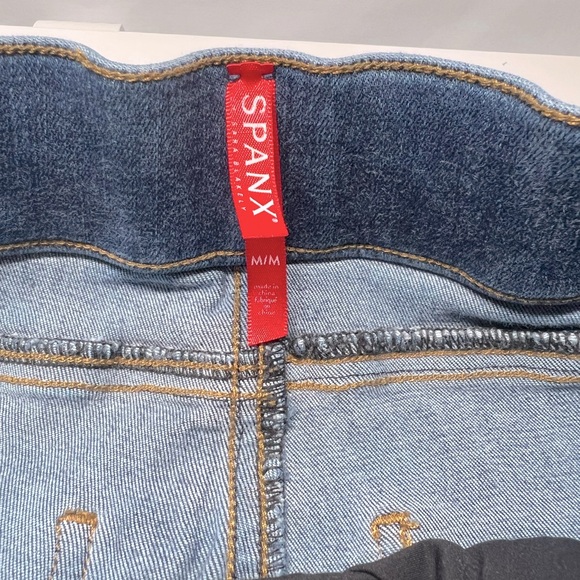 Spanx Distressed Skinny Jeans Raw Hem 28 W 27”Inseam - Picture 6 of 7